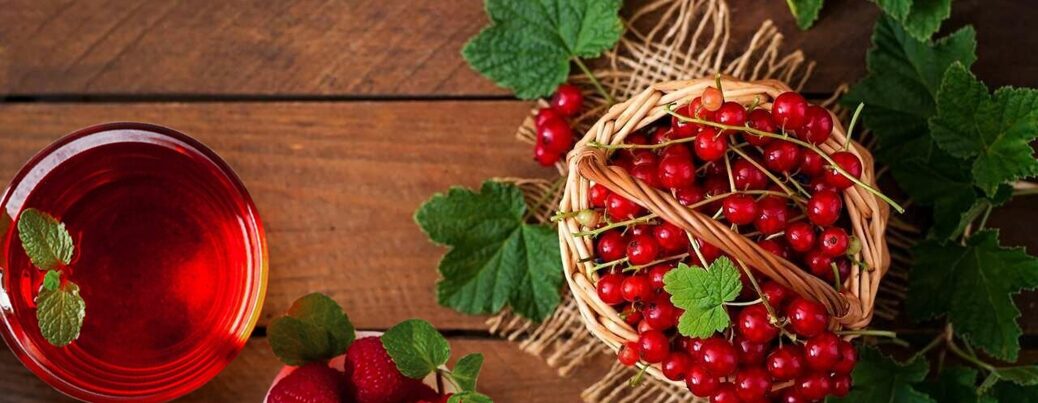 СМОРОДИНА-МАЛИНА С МЯТОЙ